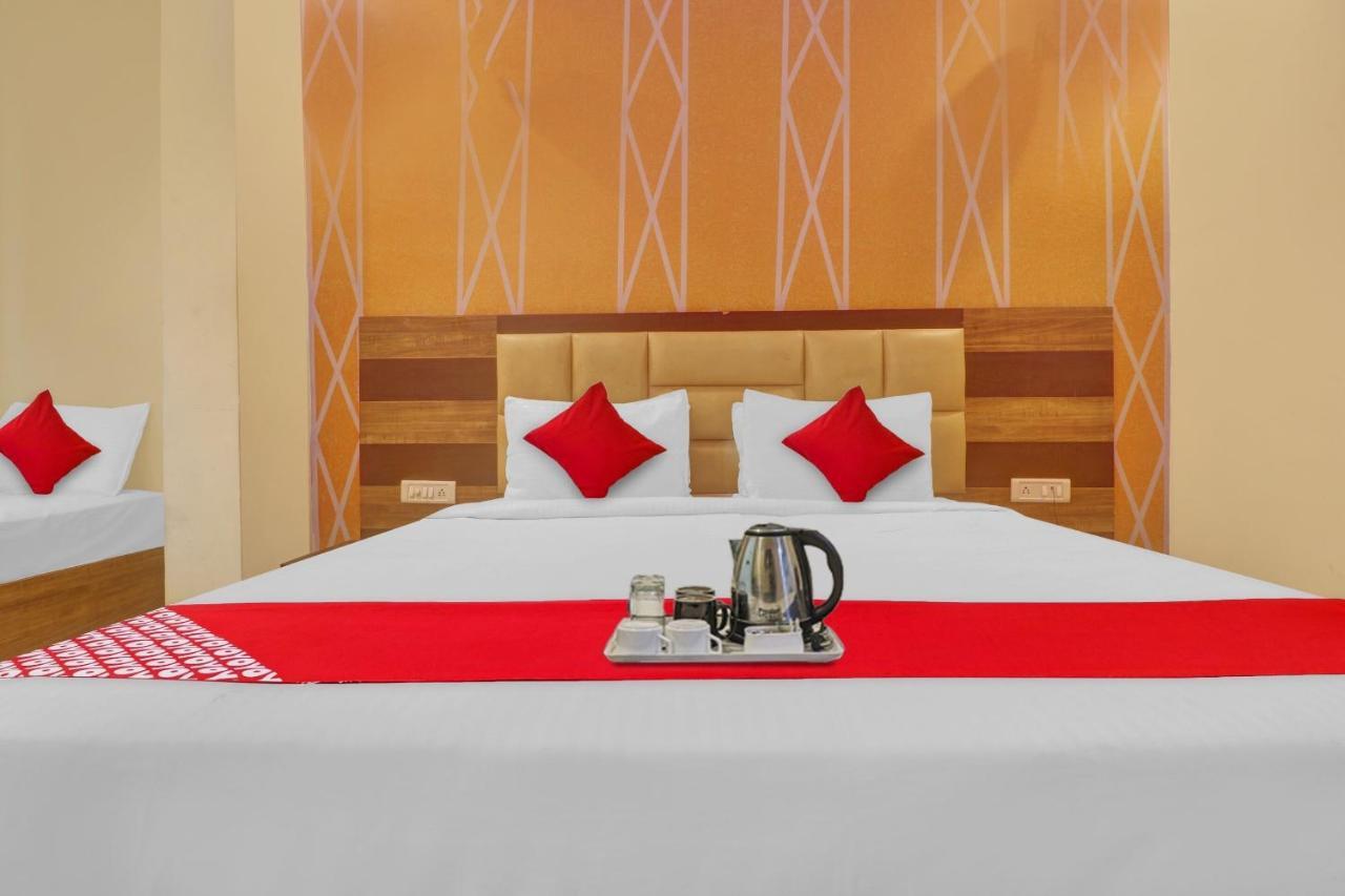 Hotel O Prince Home Stay Near Ambience Mall 新德里 外观 照片